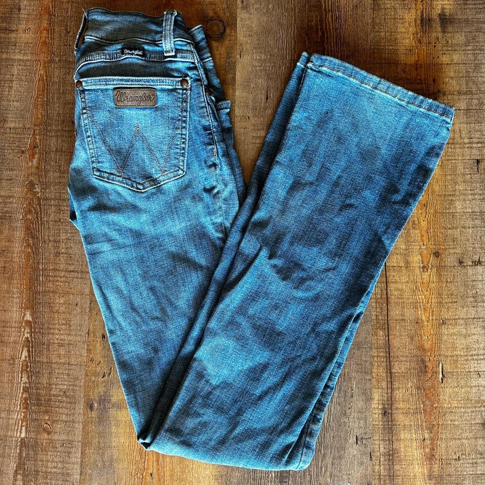 WOMEN'S WRANGLER RETRO® MAE JEAN